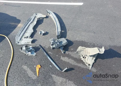 2013 Nissan Altima 3.5 Sv z USA, uszkodzony, nr VIN 1N4BL3AP2DN525072